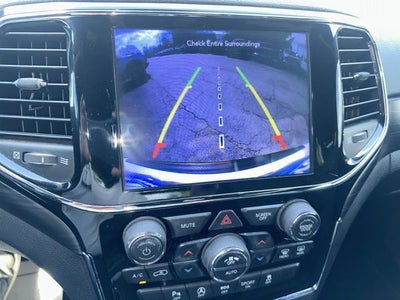 2020 Jeep Grand Cherokee Laredo E