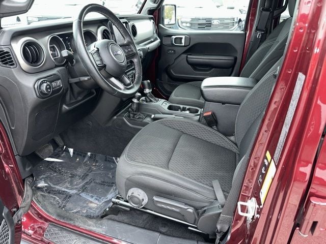 2021 Jeep Gladiator Sport