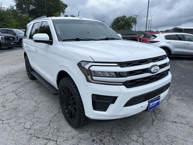 2024 Ford Expedition XLT's photo