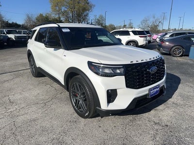 2025 Ford Explorer ST-Line