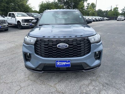 2025 Ford Explorer ST-Line