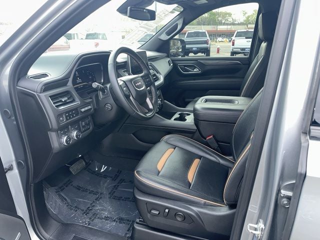 2023 GMC Yukon XL AT4