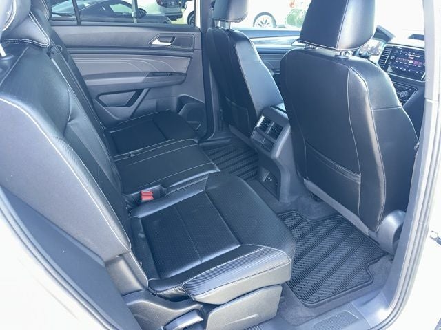 2022 Volkswagen Atlas Cross Sport 2.0T SE w/Technology