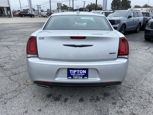 2022 Chrysler 300 Touring