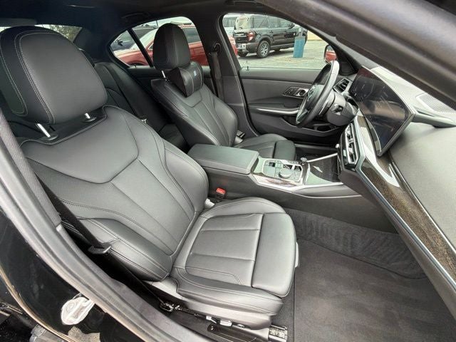 2024 BMW 3 Series 330i