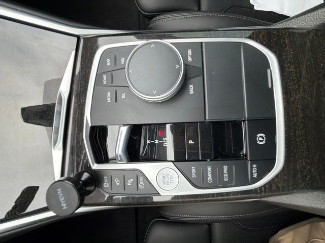 2024 BMW 3 Series 330i