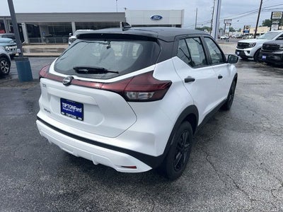 2024 Nissan Kicks S