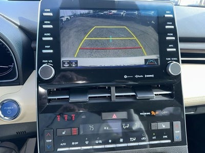 2021 Toyota Avalon Hybrid XLE Plus