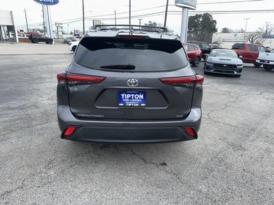 2023 Toyota Highlander XLE