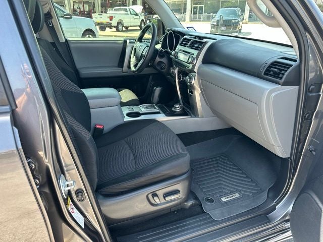 2013 Toyota 4Runner SR5