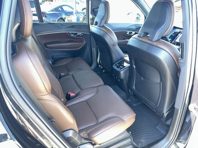 2022 Volvo XC90 T6 Inscription