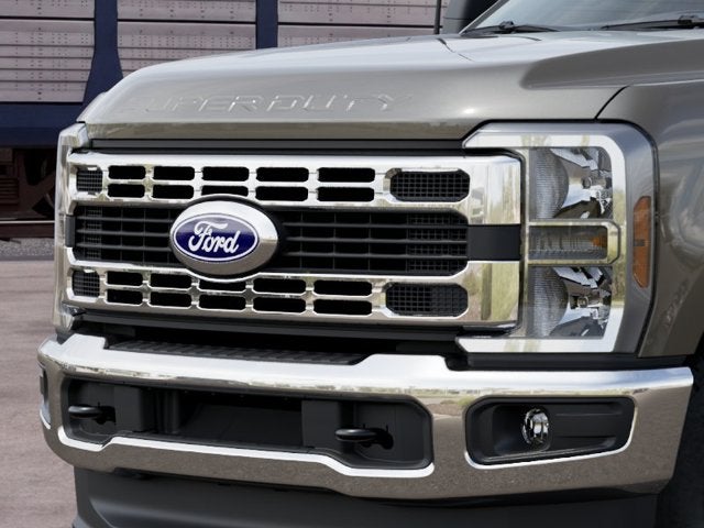 2027 Ford F-350SD XLT