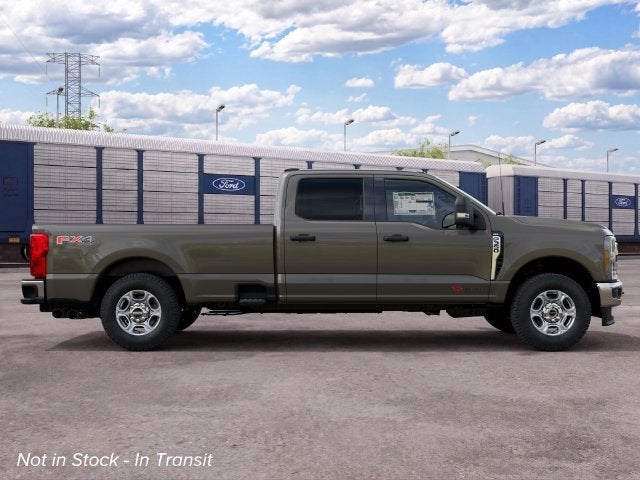 2027 Ford F-350SD XLT