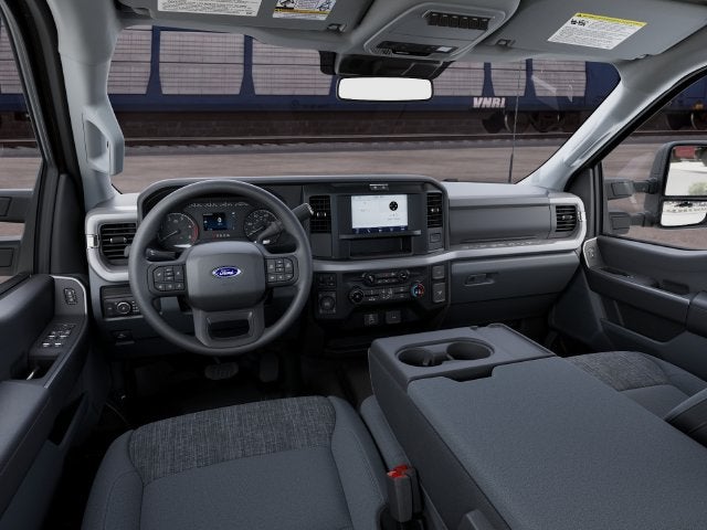2027 Ford F-350SD XLT